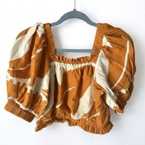 Linen Billowy Sleeve Crop Top